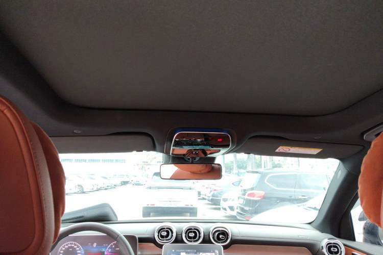 Used Mercedes-Benz GLC 2024 GLC 300 L 4MATIC Dynamic Edition 7-seater Headliner