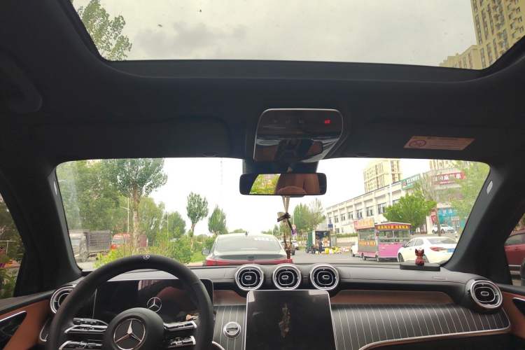 Used Mercedes-Benz GLC 2024 GLC 300 L 4MATIC Dynamic Edition 5-seater Headliner