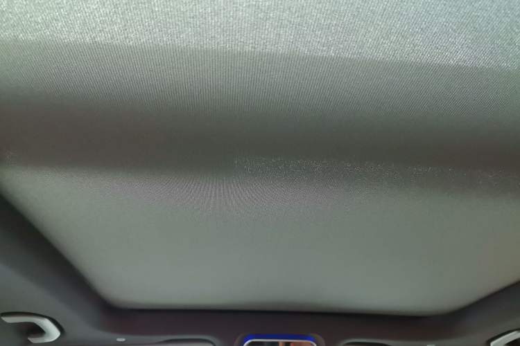 Used Mercedes-Benz GLC 2024 Refreshed GLC 300 L 4MATIC Dynamic Version 7-Seater Headliner