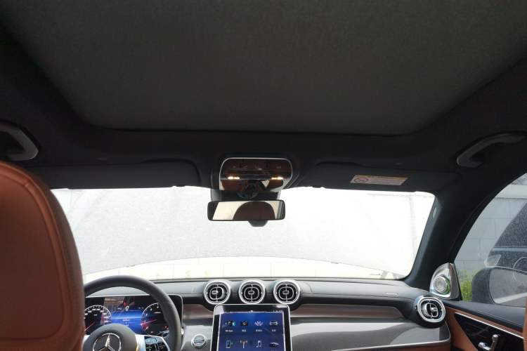 Used Mercedes-Benz GLC 2024 GLC 260 L 4MATIC Dynamic Edition 5-seater Headliner
