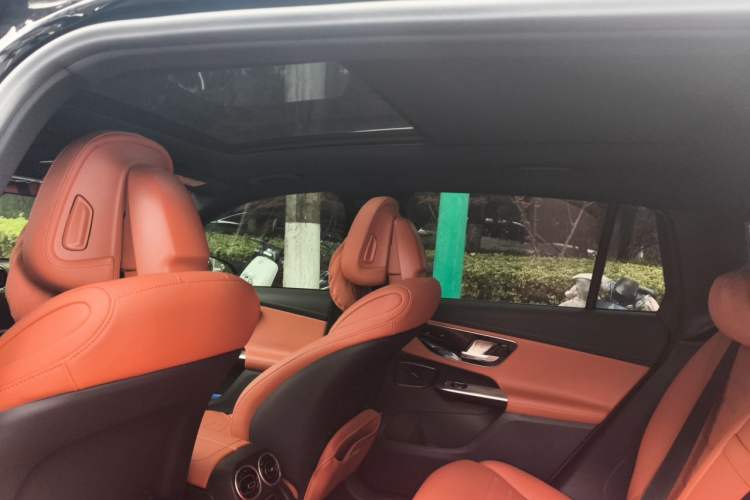 Used Mercedes-Benz GLC 2024 GLC 260 L 4MATIC Dynamic Edition 5-seater Headliner
