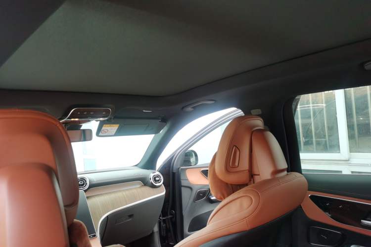 Used Mercedes-Benz GLC 2024 GLC 300 L 4MATIC Dynamic Edition 5-seater Headliner