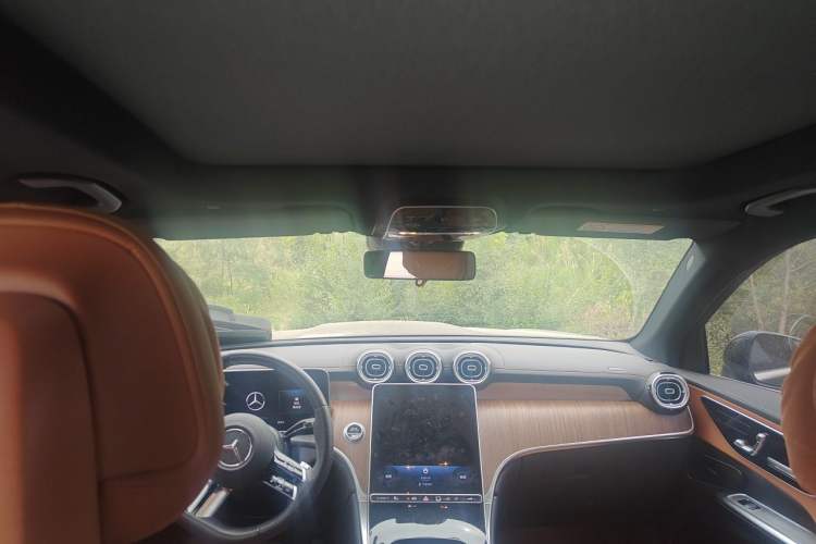 Used Mercedes-Benz GLC 2024 GLC 300 L 4MATIC Dynamic Edition 7-seater Headliner