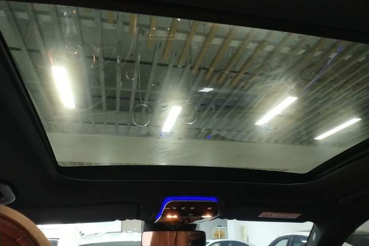 Used Mercedes-Benz GLC 2024 GLC 260 L 4MATIC Dynamic Edition 5-seater Headliner