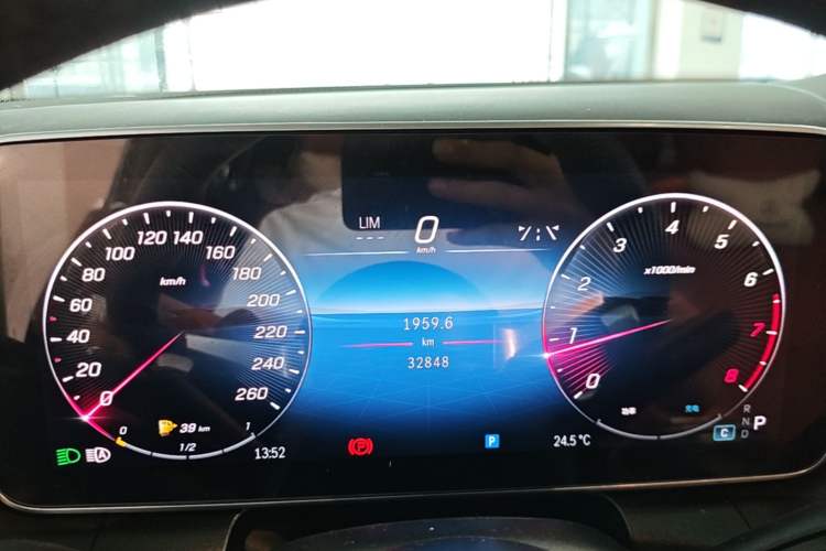 Used Mercedes-Benz GLC 2024 GLC 300 L 4MATIC Dynamic Edition 7-seater Instrument Cluster