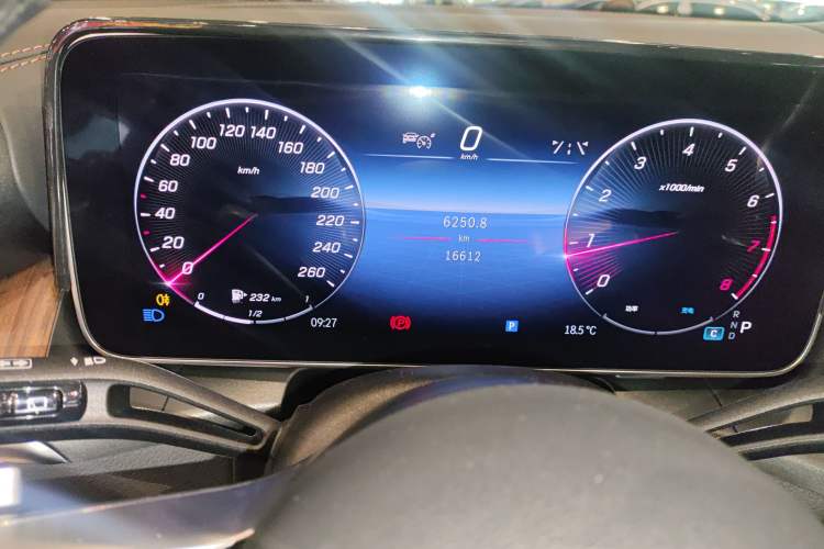 Used Mercedes-Benz GLC 2024 Refreshed GLC 300 L 4MATIC Dynamic Version 5 Seats Instrument Cluster