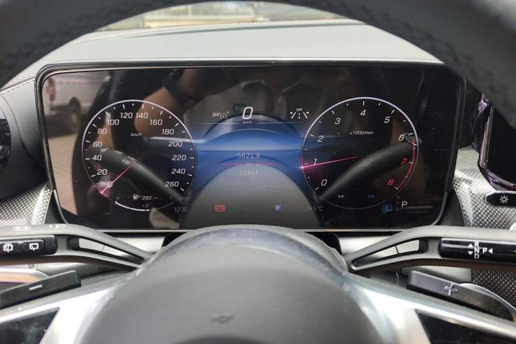 Used Mercedes-Benz GLC 2024 GLC 260 L 4MATIC Dynamic Edition 7-seater Instrument Cluster