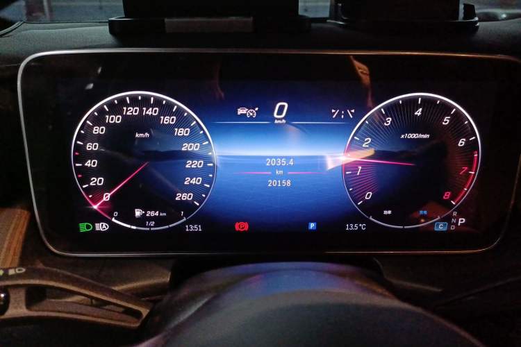 Used Mercedes-Benz GLC 2024 GLC 300 L 4MATIC Dynamic Edition 5-seater Instrument Cluster