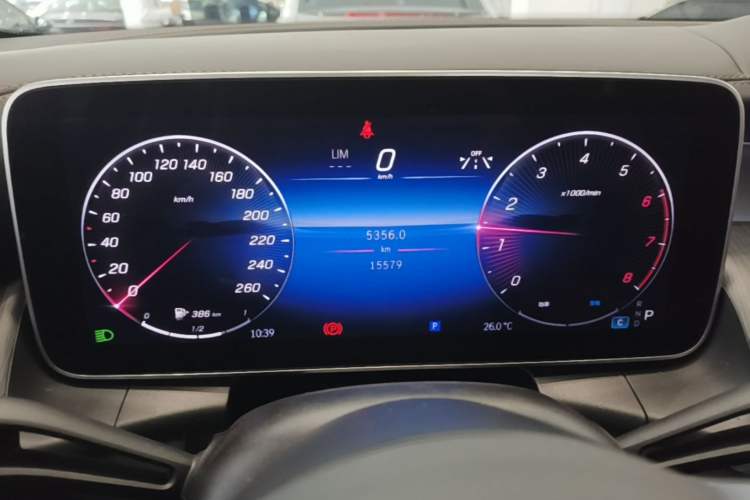 Used Mercedes-Benz GLC 2024 GLC 260 L 4MATIC Luxury Model 5 Seats Instrument Cluster