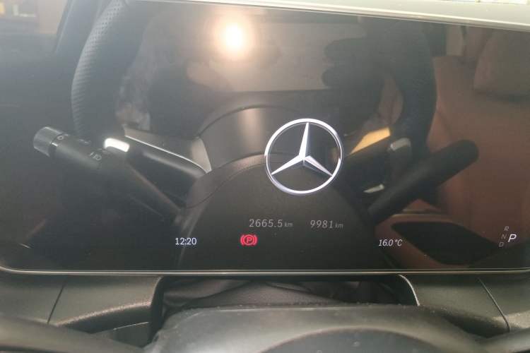 Used Mercedes-Benz GLC 2024 Facelifted GLC 260 L 4MATIC Luxury Version 5 Seats Instrument Cluster