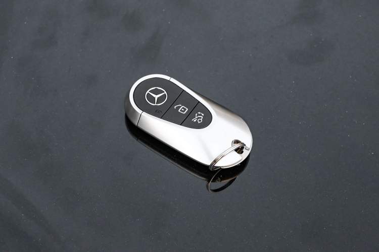 Used Mercedes-Benz GLC 2024 Refreshed GLC 300 L 4MATIC Dynamic Version 5 Seats Interior 1