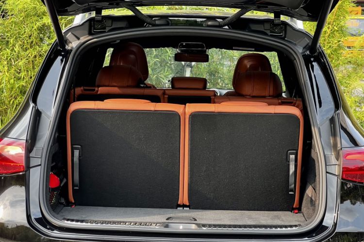 Used Mercedes-Benz GLC 2024 Refreshed GLC 300 L 4MATIC Dynamic Version 7-Seater Interior 2