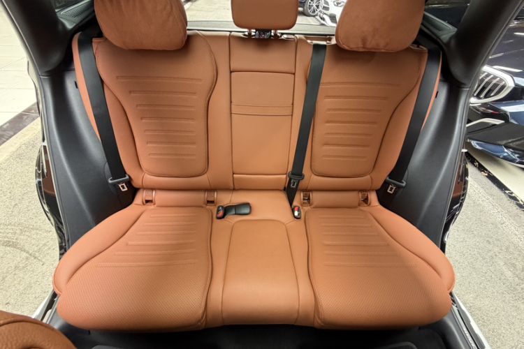 Used Mercedes-Benz GLC 2024 GLC 300 L 4MATIC Dynamic Edition 5-seater Interior 5