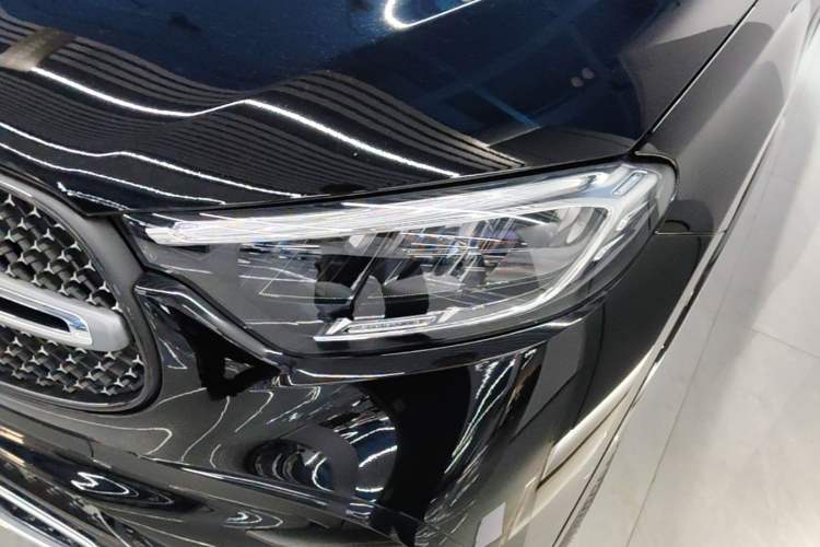 Used Mercedes-Benz GLC 2024 Refreshed GLC 300 L 4MATIC Dynamic Version 5 Seats Left Front Headlight