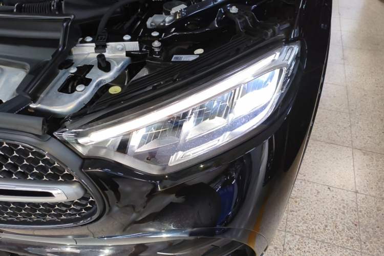 Used Mercedes-Benz GLC 2024 GLC 260 L 4MATIC Luxury Model 5 Seats Left Front Headlight