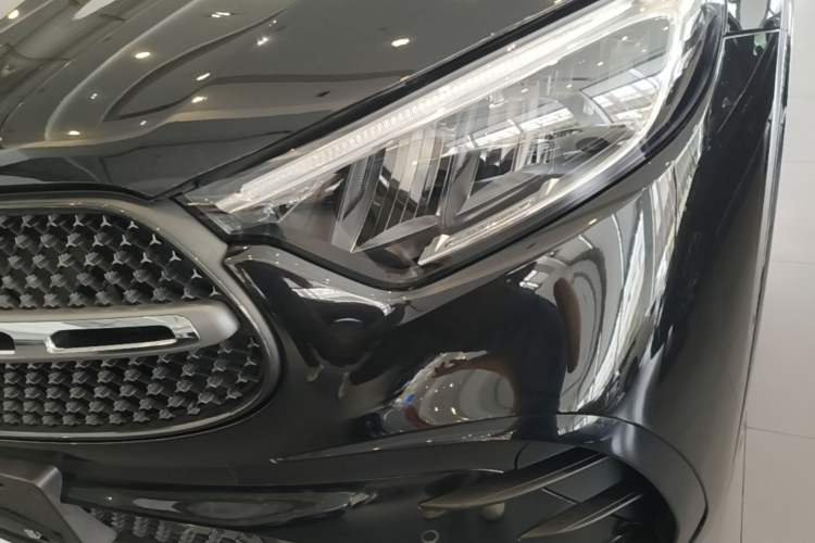 Used Mercedes-Benz GLC 2024 GLC 260 L 4MATIC Luxury Model 5 Seats Left Front Headlight