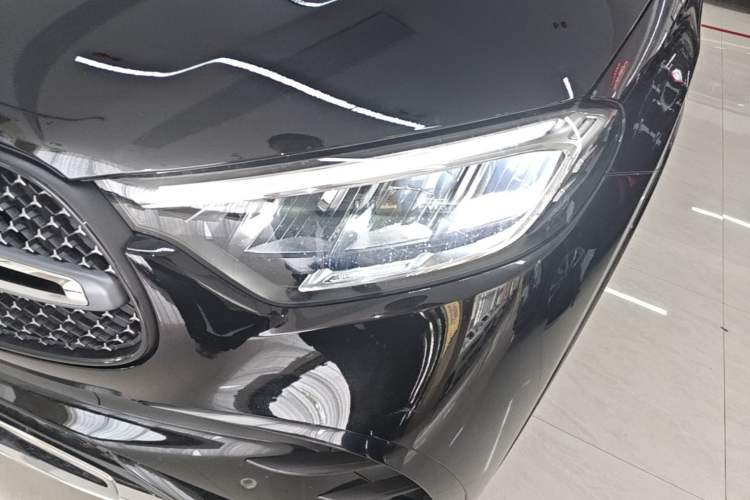 Used Mercedes-Benz GLC 2024 GLC 300 L 4MATIC Dynamic Edition 7-seater Left Front Headlight
