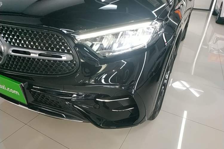 Used Mercedes-Benz GLC 2024 Facelifted GLC 260 L 4MATIC Luxury Version 5 Seats Left Front Headlight