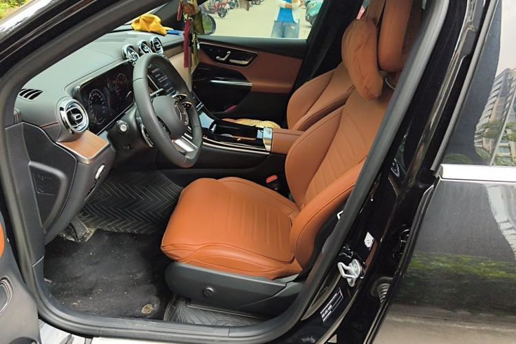 Used Mercedes-Benz GLC 2024 GLC 300 L 4MATIC Dynamic Edition 5-seater Left Front Seat