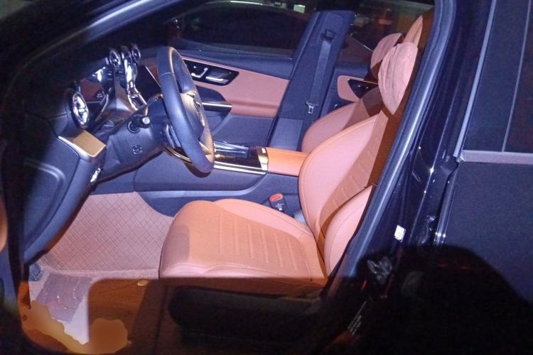 Used Mercedes-Benz GLC 2024 GLC 300 L 4MATIC Dynamic Edition 5-seater Left Front Seat