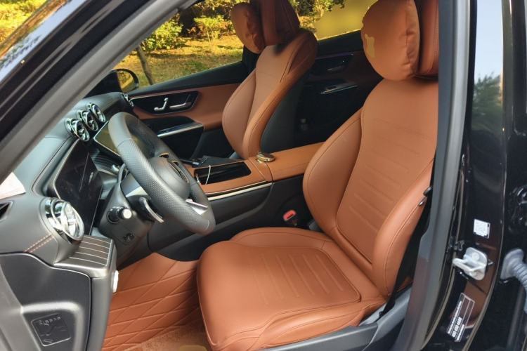 Used Mercedes-Benz GLC 2024 Refreshed GLC 300 L 4MATIC Dynamic Version 5 Seats Left Front Seat
