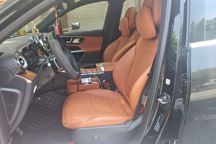Used Mercedes-Benz GLC 2024 GLC 300 L 4MATIC Dynamic Edition 5-seater Left Front Seat