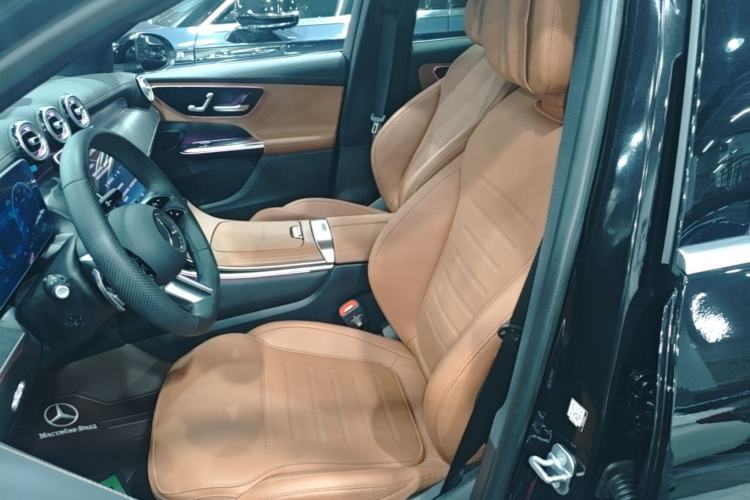 Used Mercedes-Benz GLC 2024 GLC 260 L 4MATIC Luxury Model 5 Seats Left Front Seat