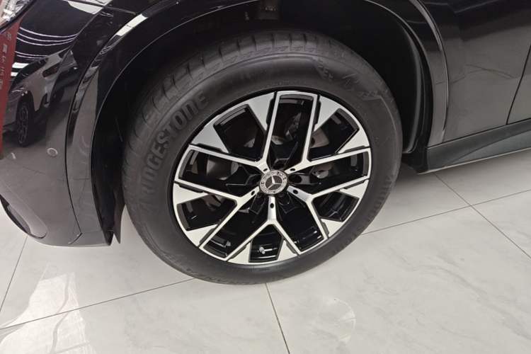 Used Mercedes-Benz GLC 2024 GLC 260 L 4MATIC Luxury Model 5 Seats Left Front Wheel Hub