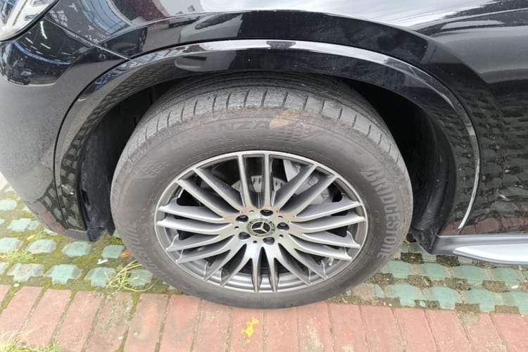 Used Mercedes-Benz GLC 2024 GLC 300 L 4MATIC Dynamic Edition 5-seater Left Front Wheel Hub