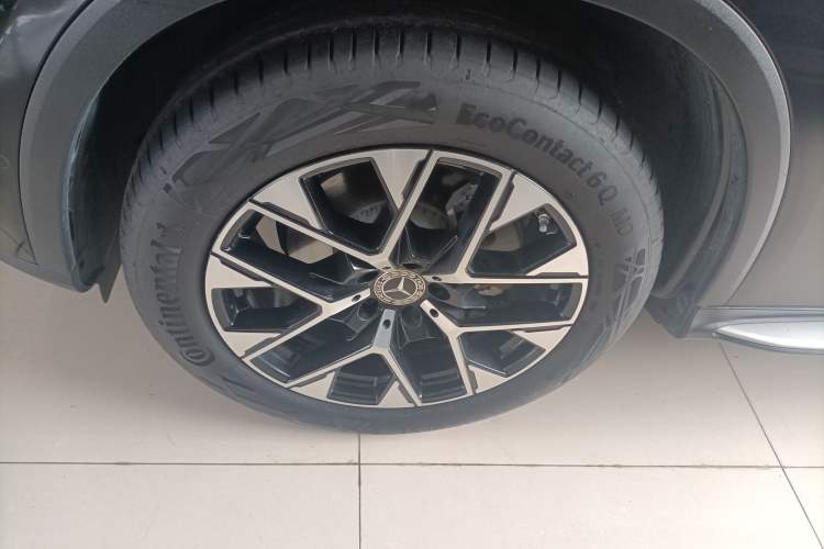 Used Mercedes-Benz GLC 2024 GLC 260 L 4MATIC Dynamic Edition 5-seater Left Front Wheel Hub