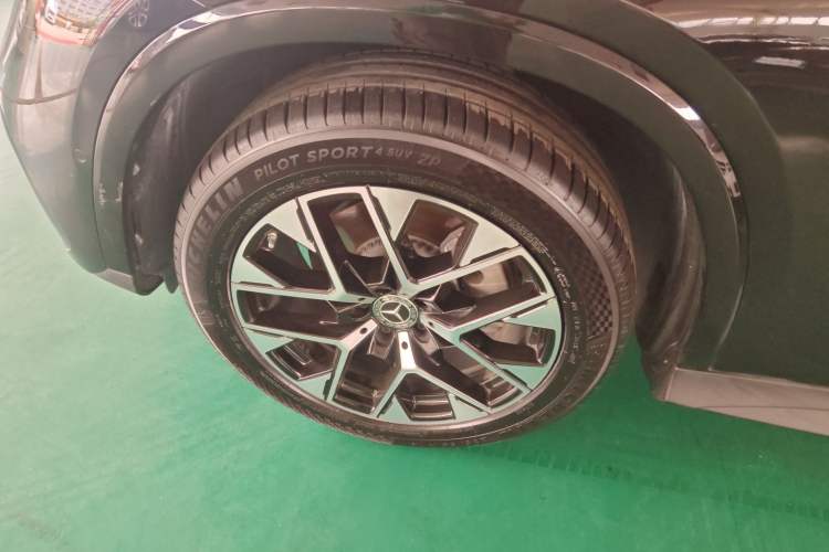 Used Mercedes-Benz GLC 2024 GLC 260 L 4MATIC Luxury Model 5 Seats Left Front Wheel Hub