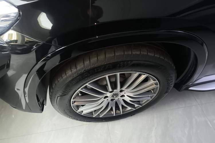 Used Mercedes-Benz GLC 2024 Refreshed GLC 300 L 4MATIC Dynamic Version 5 Seats Left Front Wheel Hub