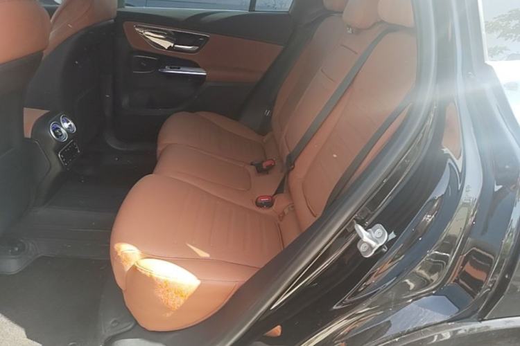 Used Mercedes-Benz GLC 2024 Refreshed GLC 300 L 4MATIC Dynamic Version 5 Seats Left Rear Seat
