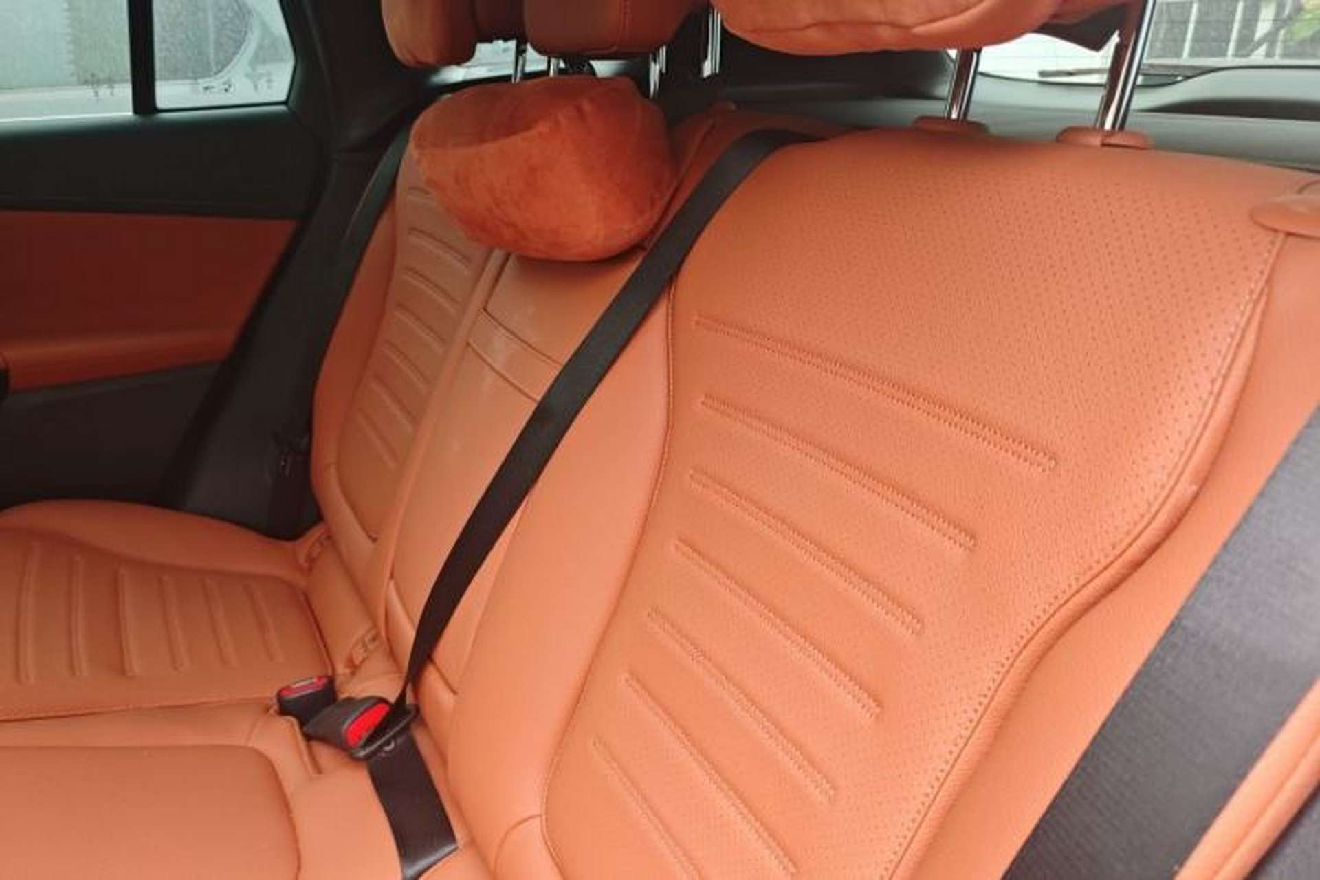 Used Mercedes-Benz GLC 2024 Refreshed GLC 300 L 4MATIC Dynamic Version 5 Seats Left Rear Seat