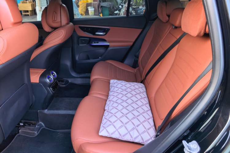 Used Mercedes-Benz GLC 2024 GLC 300 L 4MATIC Dynamic Edition 5-seater Left Rear Seat
