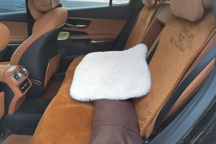 Used Mercedes-Benz GLC 2024 GLC 260 L 4MATIC Dynamic Edition 5-seater Left Rear Seat