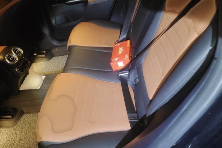 Used Mercedes-Benz GLC 2024 GLC 260 L 4MATIC Luxury Model 5 Seats Left Rear Seat