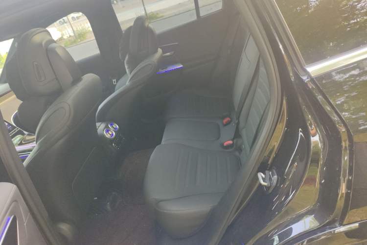 Used Mercedes-Benz GLC 2024 GLC 300 L 4MATIC Dynamic Edition 5-seater Left Rear Seat