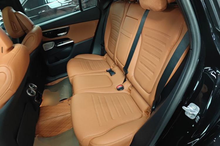 Used Mercedes-Benz GLC 2024 Refreshed GLC 300 L 4MATIC Dynamic Version 5 Seats Left Rear Seat