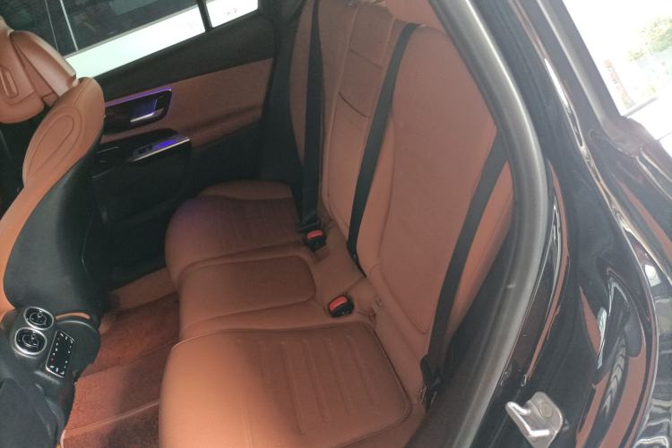 Used Mercedes-Benz GLC 2024 GLC 260 L 4MATIC Dynamic Edition 5-seater Left Rear Seat