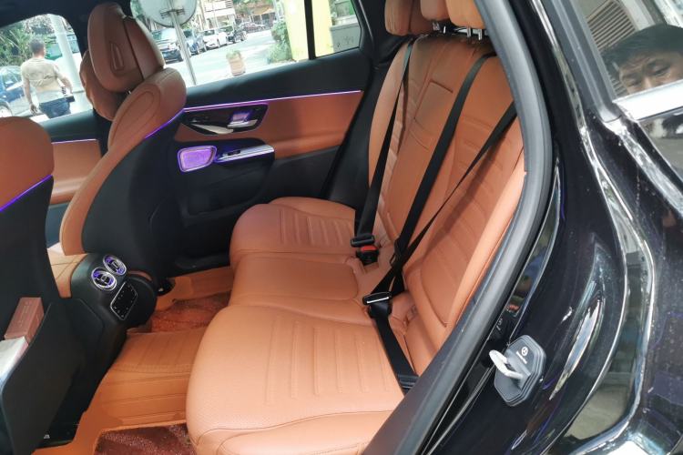 Used Mercedes-Benz GLC 2024 GLC 260 L 4MATIC Dynamic Edition 5-seater Left Rear Seat