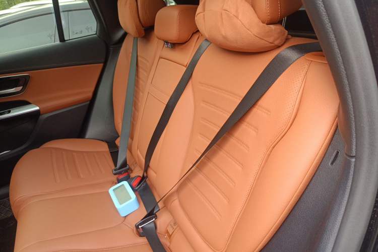 Used Mercedes-Benz GLC 2024 Refreshed GLC 300 L 4MATIC Dynamic Version 5 Seats Left Rear Seat