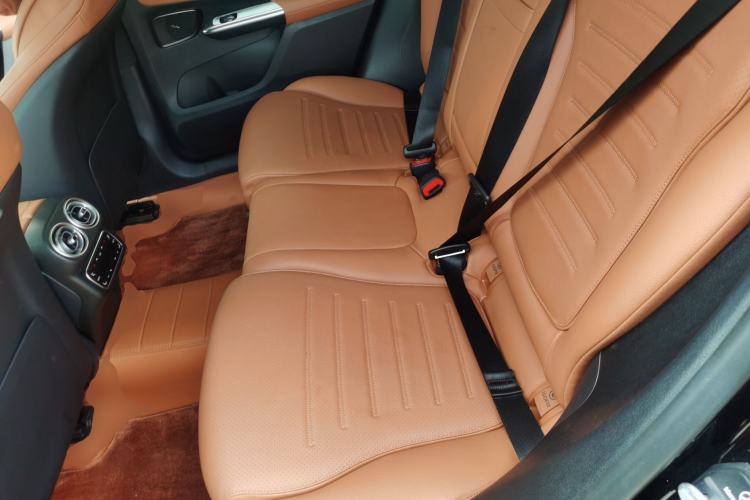 Used Mercedes-Benz GLC 2024 GLC 300 L 4MATIC Dynamic Edition 5-seater Left Rear Seat