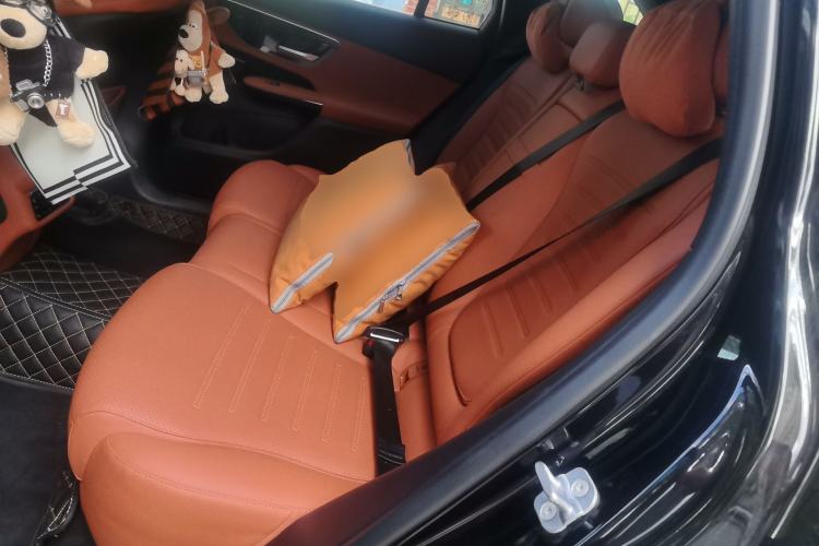 Used Mercedes-Benz GLC 2024 Refreshed GLC 300 L 4MATIC Dynamic Version 5 Seats Left Rear Seat