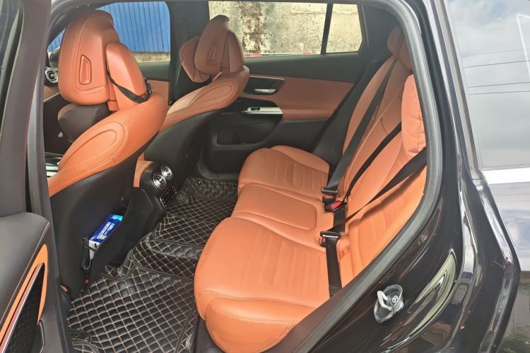 Used Mercedes-Benz GLC 2024 GLC 300 L 4MATIC Dynamic Edition 5-seater Left Rear Seat