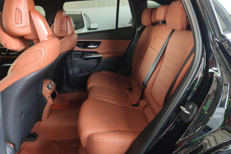 Used Mercedes-Benz GLC 2024 Refreshed GLC 300 L 4MATIC Dynamic Version 5 Seats Left Rear Seat