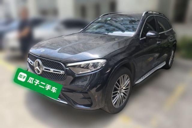 Ojetý Mercedes-Benz GLC 2024 GLC 300 L 4MATIC Dynamic Edition 5-seater