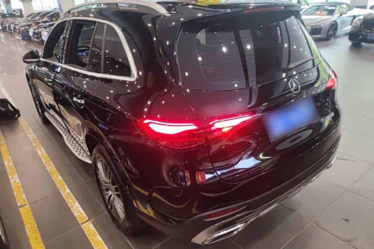 Used Mercedes-Benz GLC 2024 Refreshed GLC 300 L 4MATIC Dynamic Version 5 Seats Rear Left 45 Deg