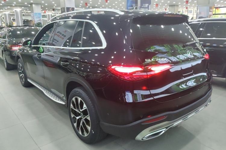 Used Mercedes-Benz GLC 2024 GLC 260 L 4MATIC Dynamic Edition 5-seater Rear Left 45 Deg