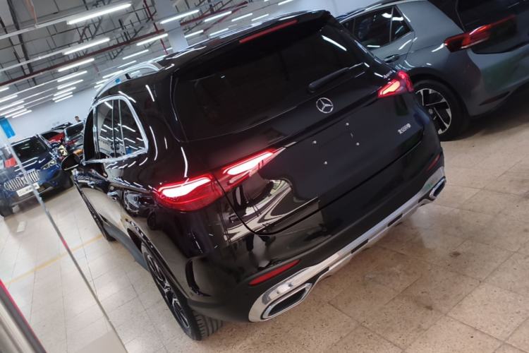 Used Mercedes-Benz GLC 2024 GLC 260 L 4MATIC Luxury Model 5 Seats Rear Left 45 Deg
